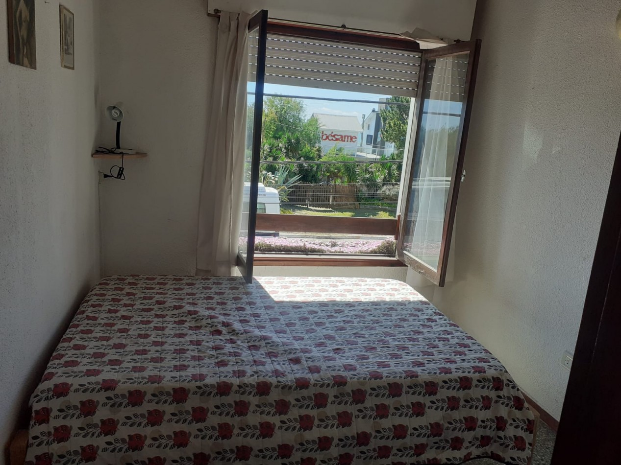 Venta Dpto 3 Amb Frente Al Mar Con Balcon