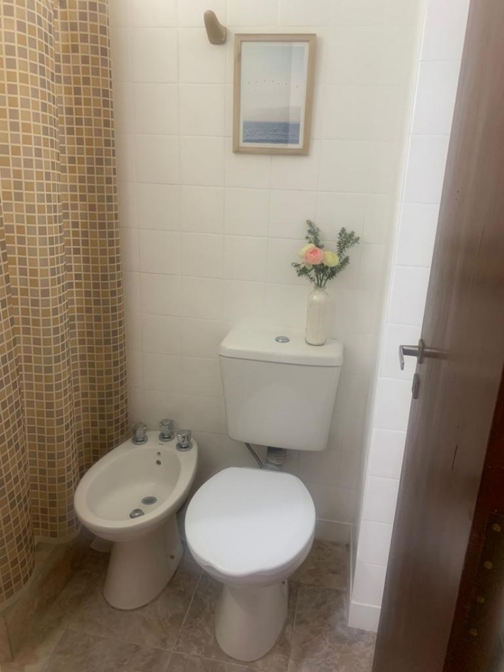 Venta Depto 2 Amb Con Balcon Al Frente Y Cochera Cubierta