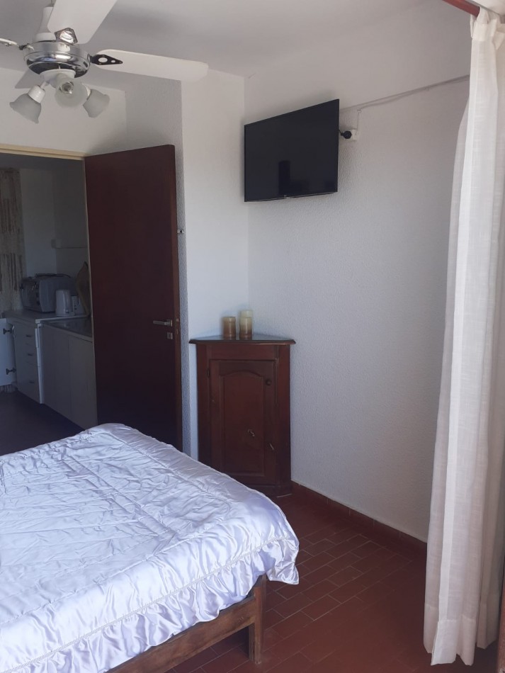 Venta Depto 2 Amb Con Balcon Al Frente Y Cochera Cubierta