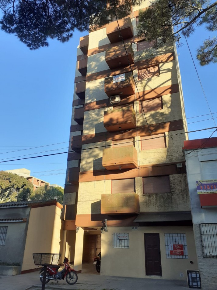 Venta Depto 2 Amb Con Balcon A La Calle En San Bernardo