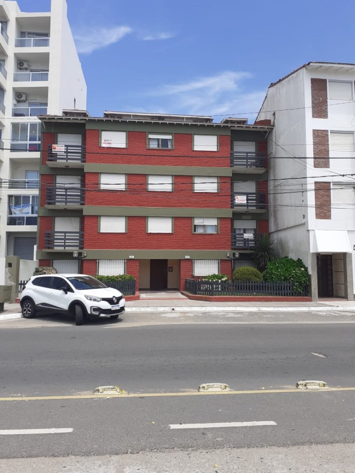 Venta Depto 2 Amb. Con Balcon Frente Al Mar