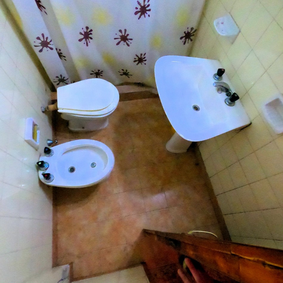 Venta 2 Amb Con Cochera Cubierta Patio Y Parrilla