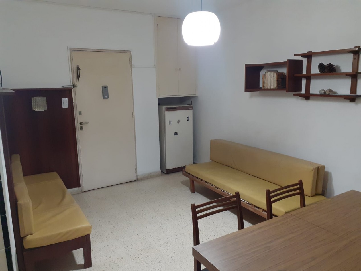 Venta Dpto 3 Amb En Planta Baja Frente Al Mar Con Estacionamiento