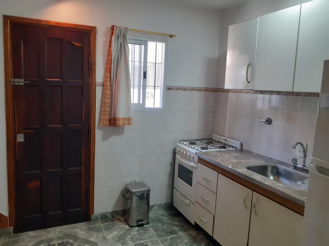 Venta Impecable Duplex Con Patio Y Espacio Vehicular