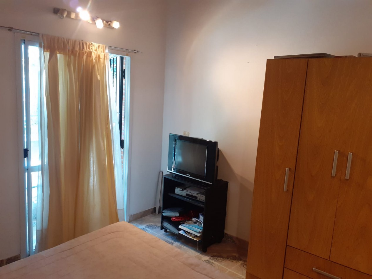 Venta Impecable Duplex Con Patio Y Espacio Vehicular