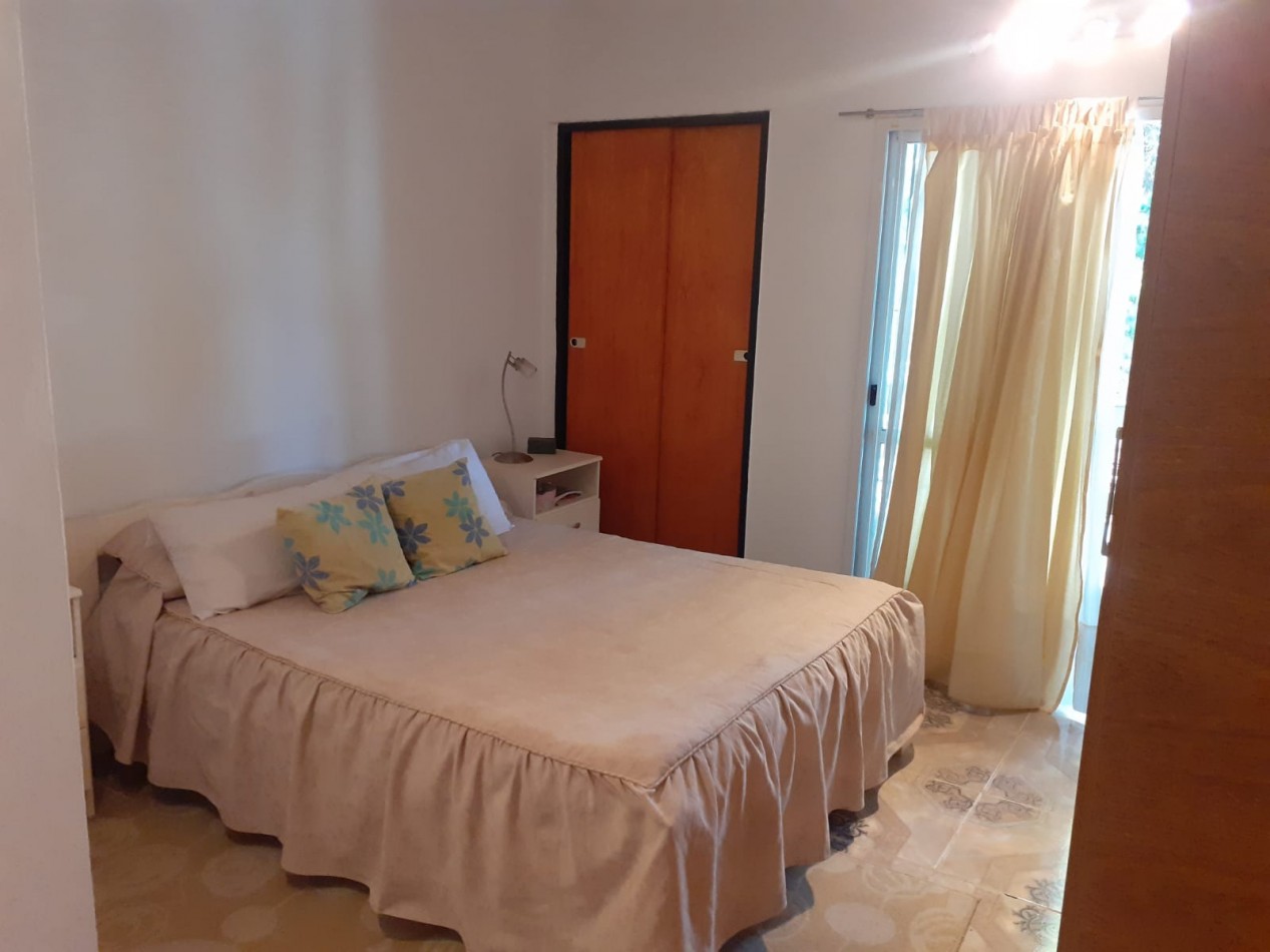 Venta Impecable Duplex Con Patio Y Espacio Vehicular