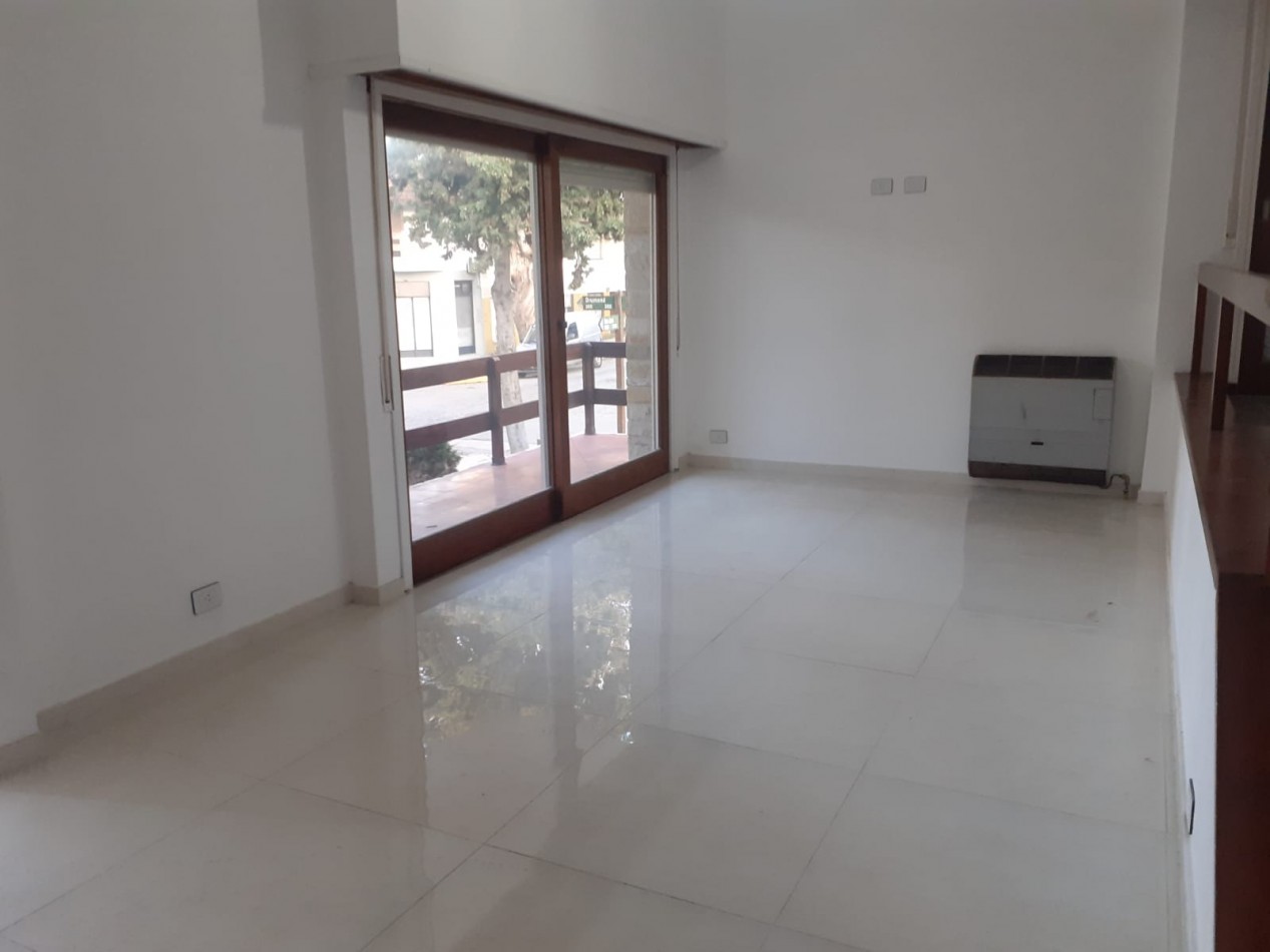 Venta Amplia E Impecable Casa En San Bernardo