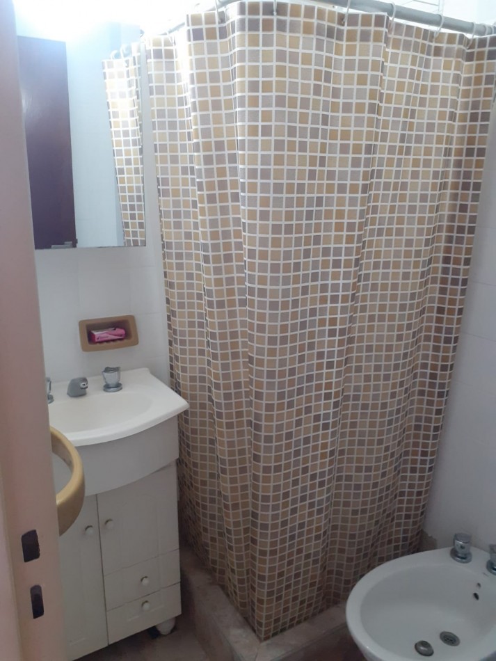 ALQ.TEMP 2 AMB CON WIFI, VISTA AL MAR Y COCHERA CUBIERTA