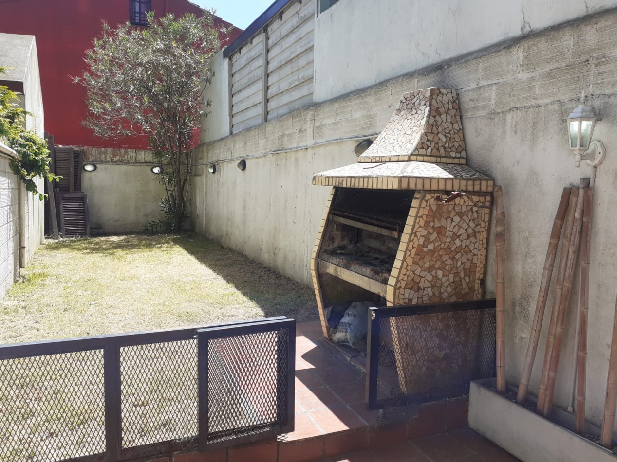 ALQ.TEMP TRIPLEX CON WIFI-PARRILLA-GARAGE