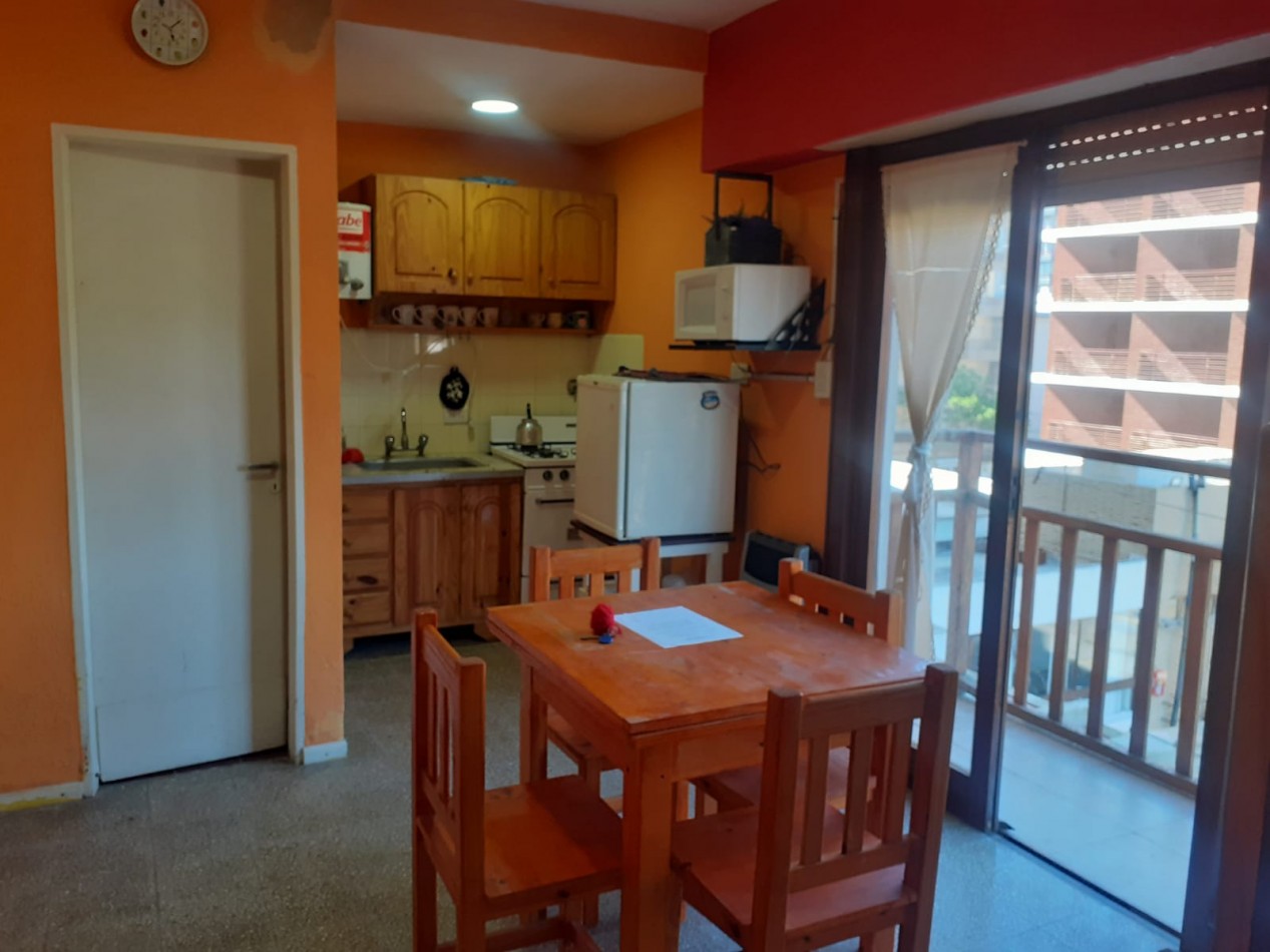 ALQ.TEMP MONOAMB. EN PLENO CENTRO CON WIFI