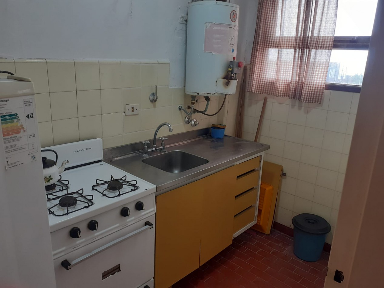 ALQ.TEMP 3 AMB EN PLENO CENTRO A 1 CUADRA DEL MAR