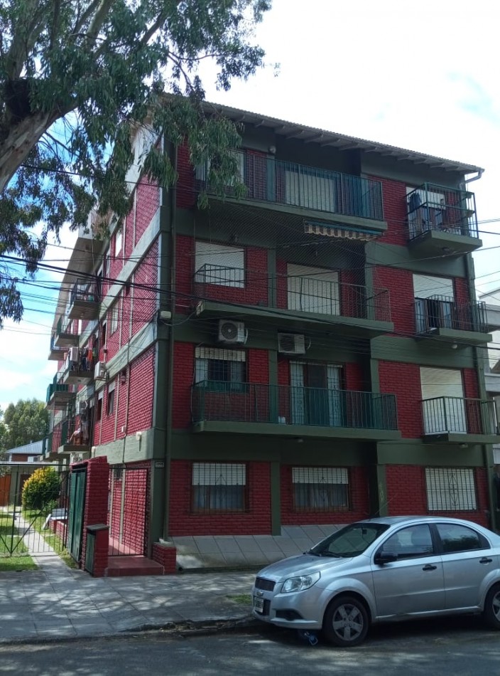 VENTA 1 AMB DIVIDIDO A SOLO 4 CUADRAS DEL MAR