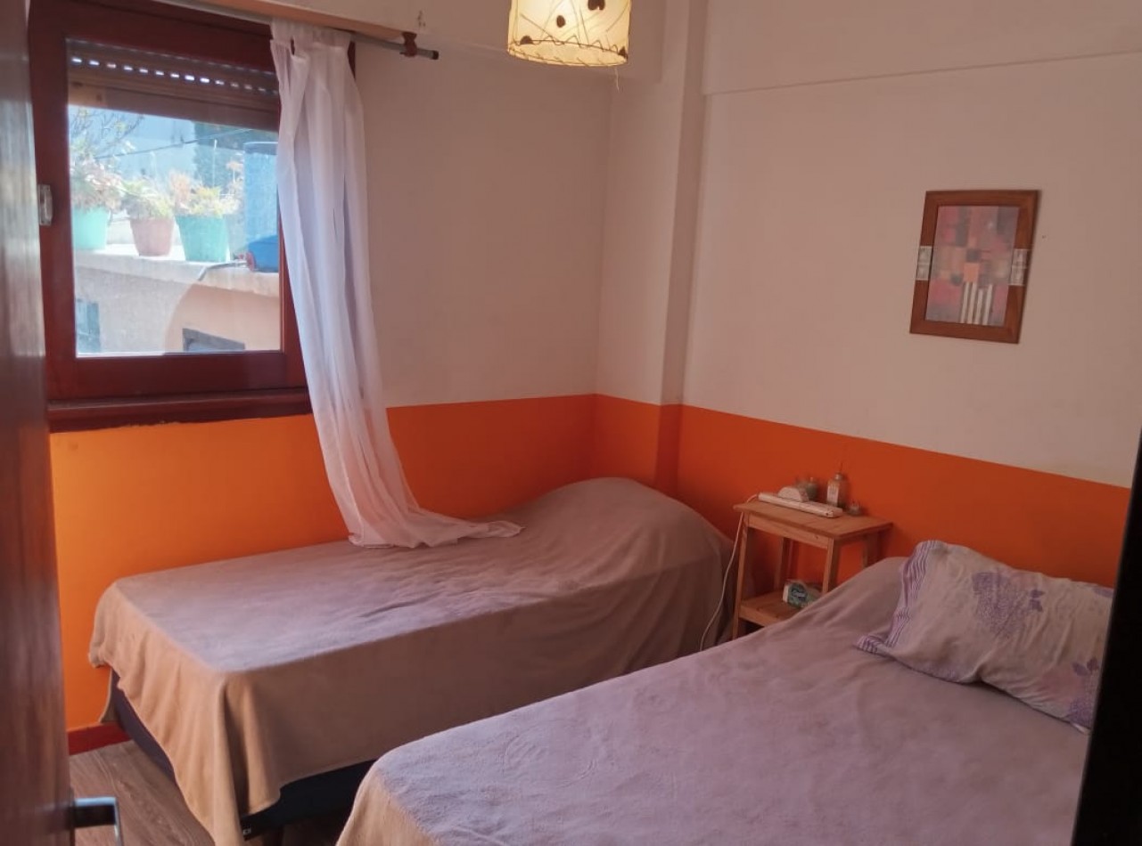 Venta  depto 2 amb con amplio Patio
