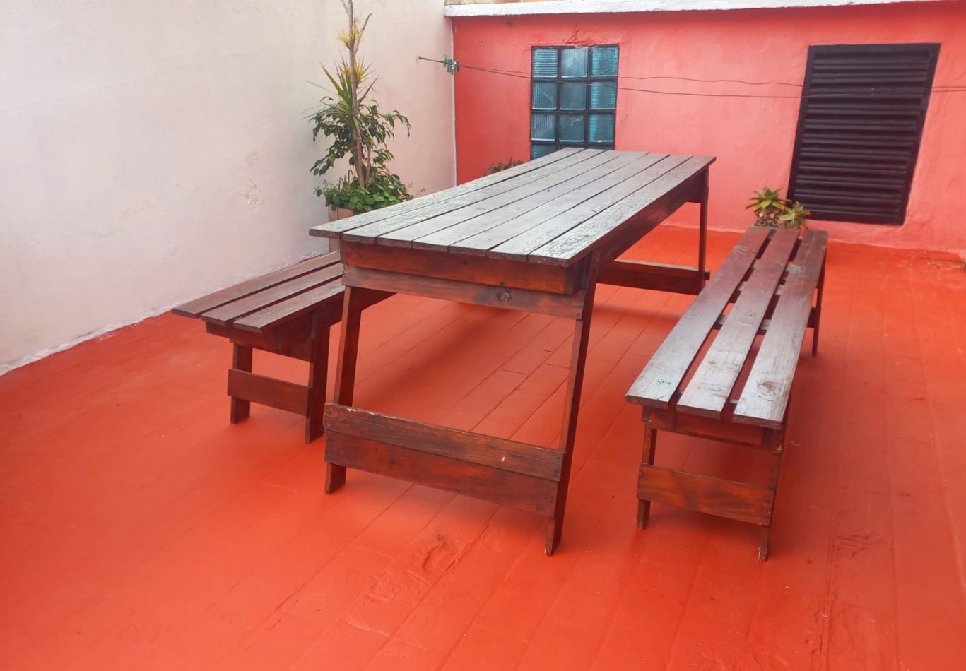 Venta  depto 2 amb con amplio Patio