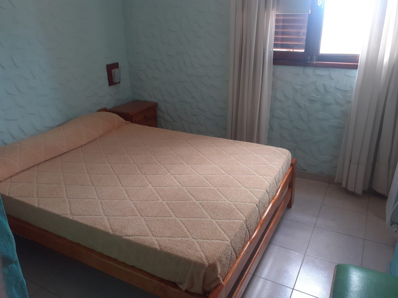 Venta lindo 2 1/2 amb con balcon a la calle