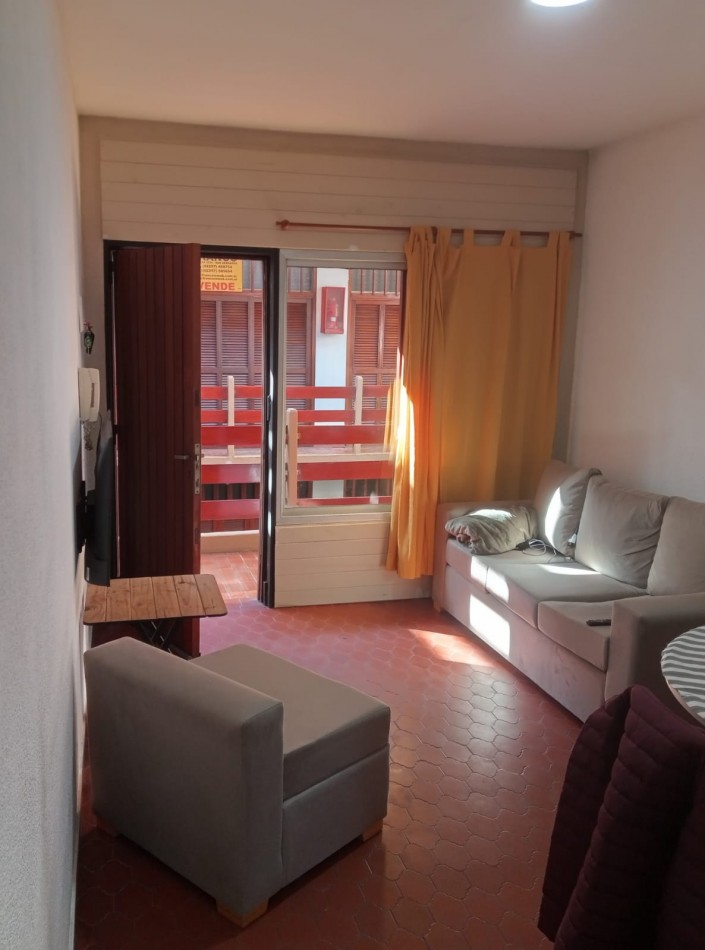 Venta depto 2 amb a 4 cuadras del mar