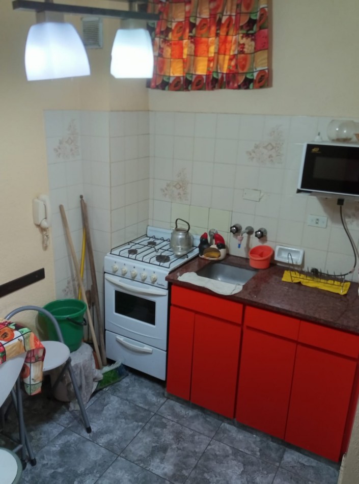 Venta lindo depto 2 amb con patio