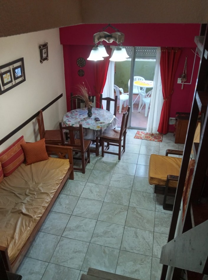 Venta lindo depto 2 amb con patio