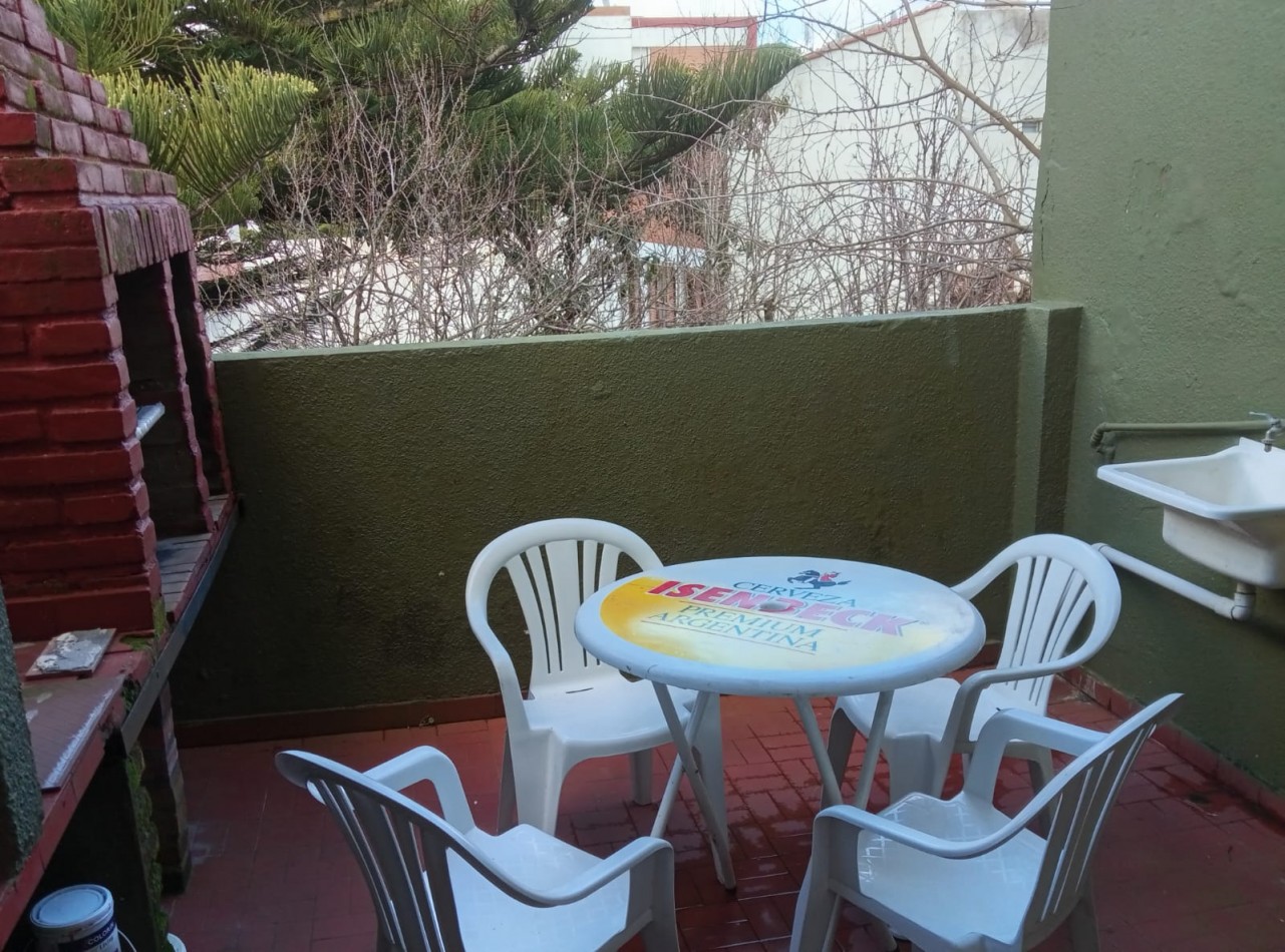 Venta lindo depto 2 amb con patio