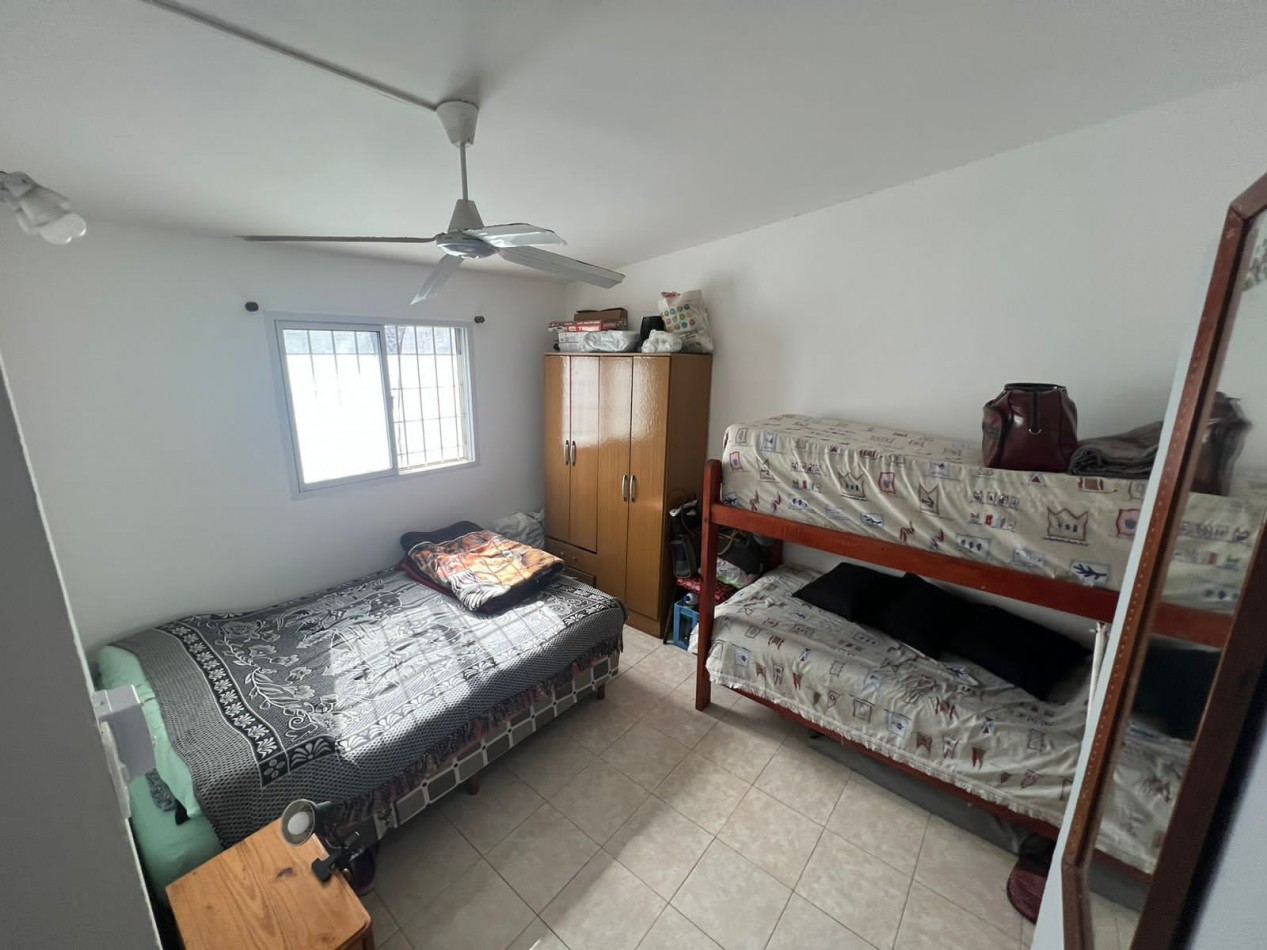VENDE Dpto 2 en planta baja con GAS NATURAL, PATIO y ESPACIO VEHICULAR