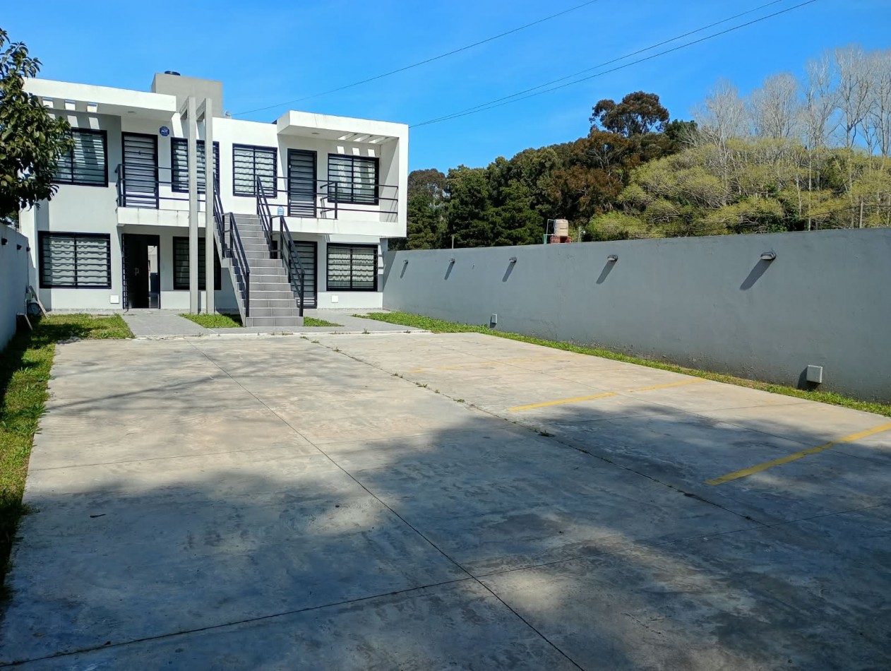Excelente 3 amb en planta baja con patio y espacio vehicular