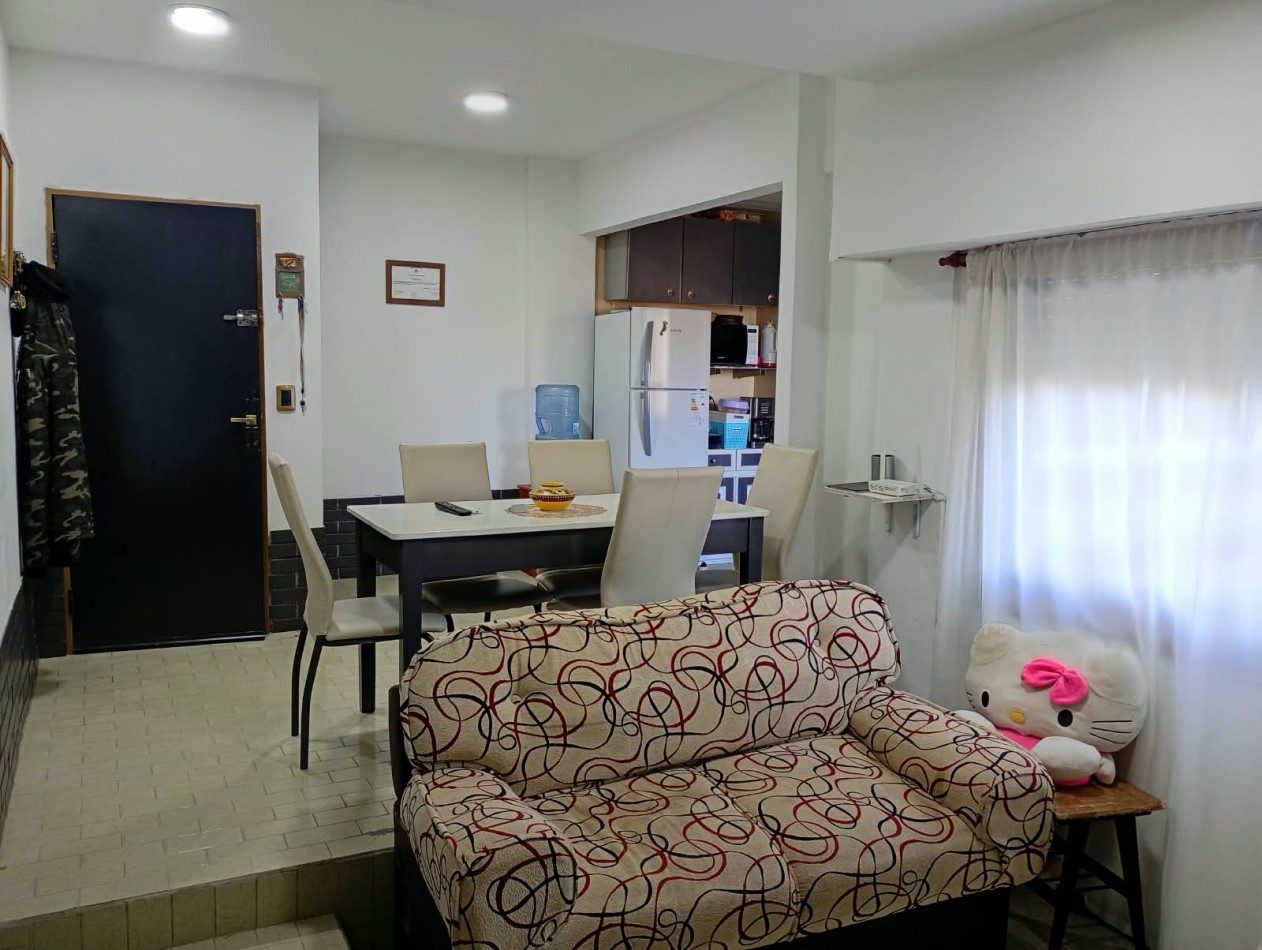 Venta Amplio Depto 3 Amb En Zona Residencial