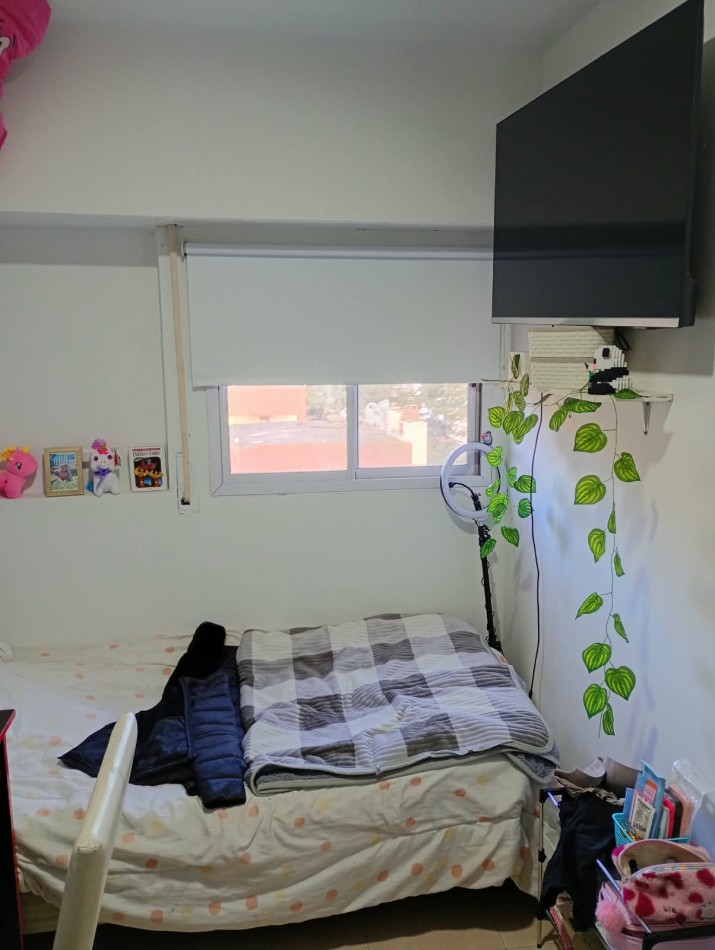 Venta Amplio Depto 3 Amb En Zona Residencial