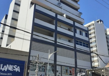 ALQ.TEMP 2 AMB  CON WIFI Y COCHERA A 1 CUADRA DEL MAR