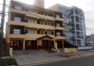 ALQ.TEMP 2 AMB CON COCHERA FRENTE AL MAR CON WIFI