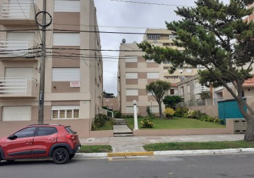 VENTA 3 AMB FRENTE AL MAR CON ESTACIONAMIENTO